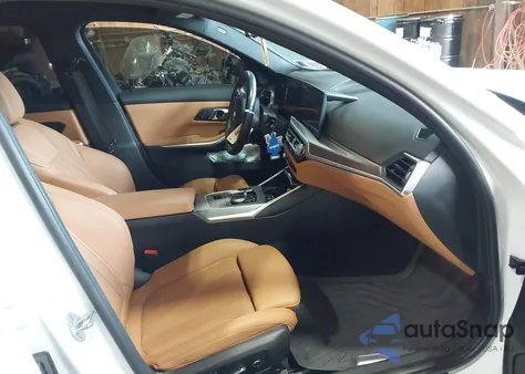 2024 BMW M340Xi z USA, uszkodzony, nr VIN 3MW49FF05R8E36344